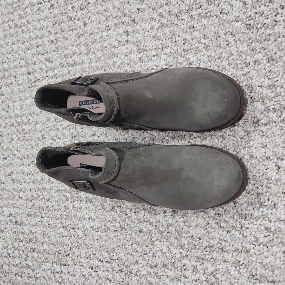 Clarks Soft Cushion Collection Booties - image 1